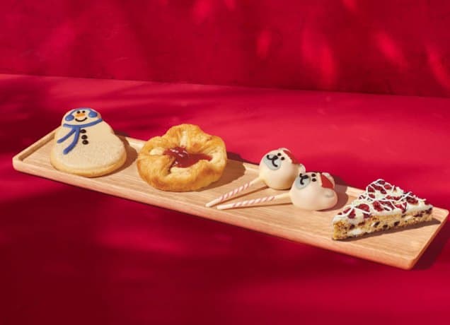 starbucks holiday pastries: starbucks holiday pastries