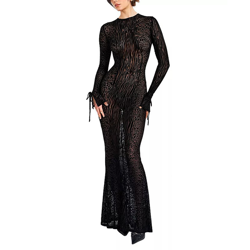 nyfw trends 2026 miss circle mesh maxi dress
