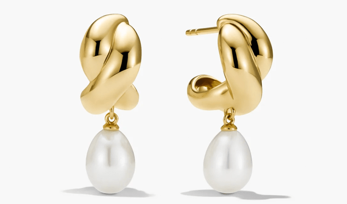 mejuri pearl brioche earrings